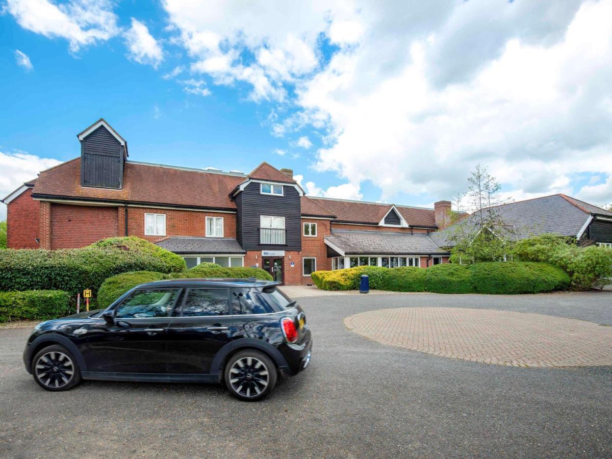 Ibis Budget Stansted Bishops Stortford Birchanger Exterior foto