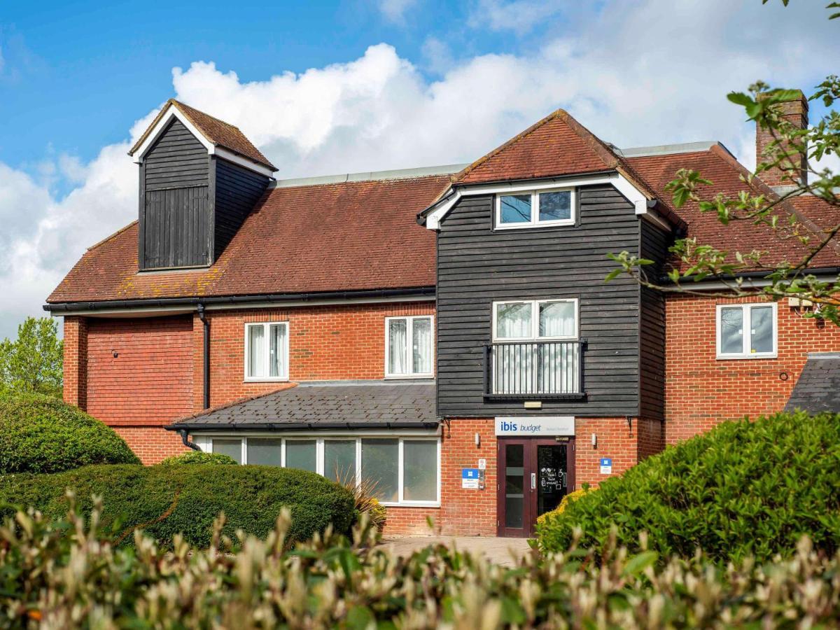 Ibis Budget Stansted Bishops Stortford Birchanger Exterior foto